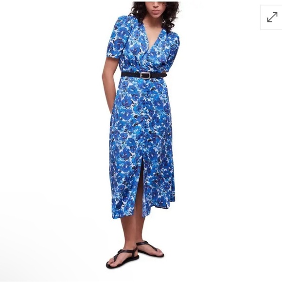 The Kooples Perforated thong Sandals size 40 or a US 9. New with box and dustbag - Picture 2 of 11